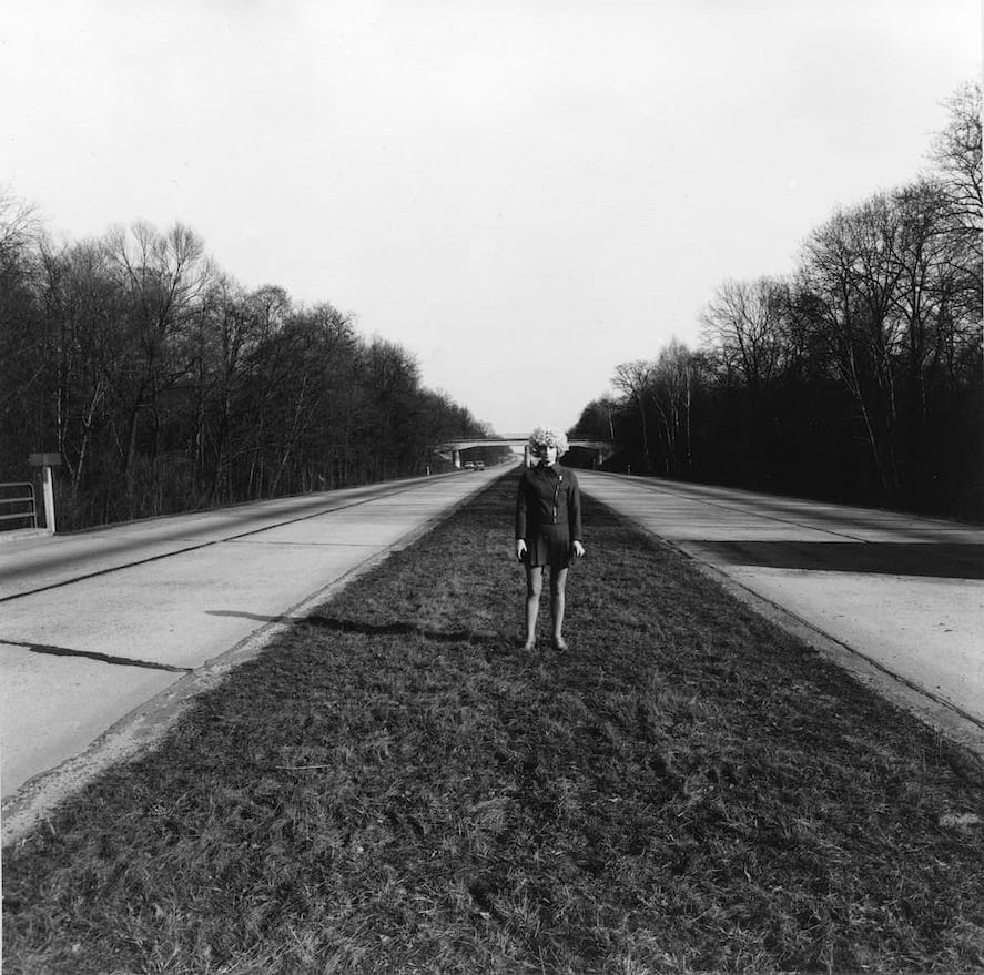 Natalia LL, Rejestracja Drogi E22 co 10 kilometrów I, 1971.jpg_ok